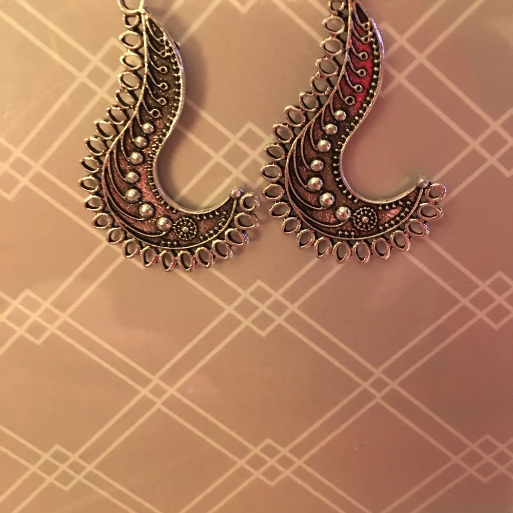 Earrings - Picture 2 of 2
